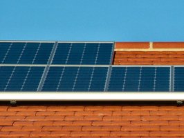 Solar panel cleaning southampton